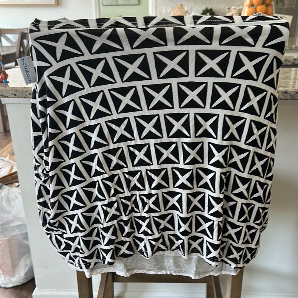 Black and White Geometric Pattern Canopy